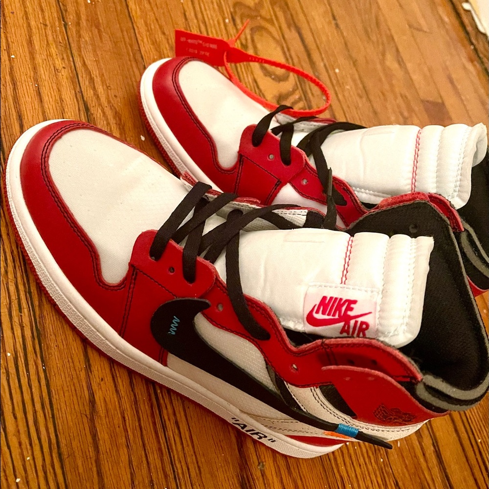 Jordan off white 1s Chicago